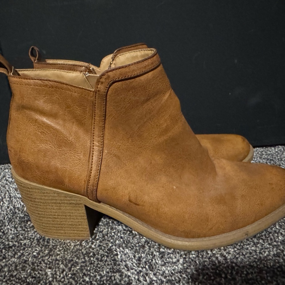 Cupid Brown Ankle Booties